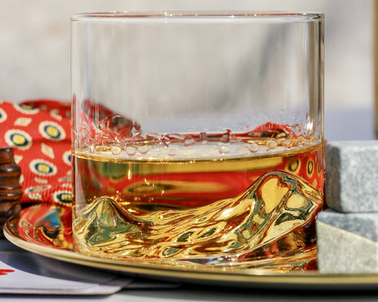 The Perfect Gift for Armenians: Why Gagat Glass Is a Must-Have