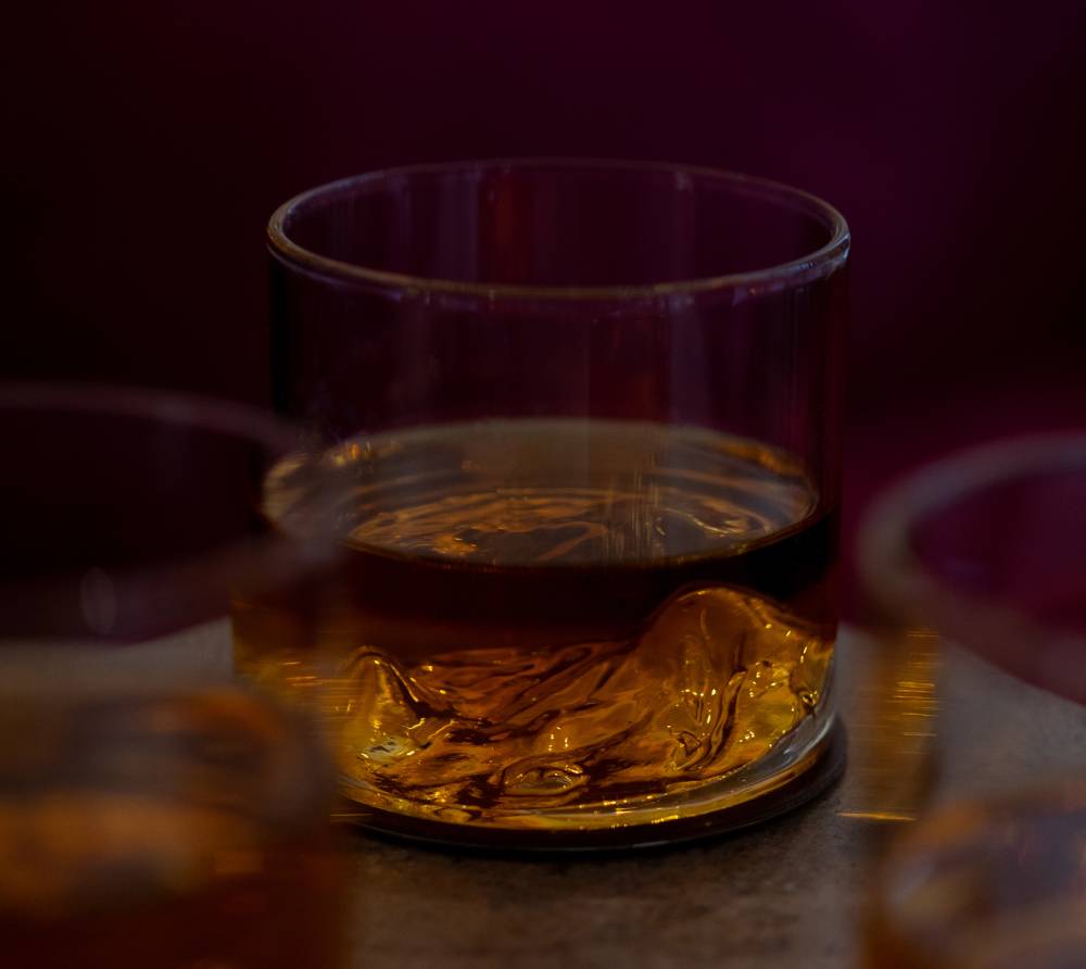 The Glassware Glow-Up: Trendy Sets & Beer Glasses That Instantly Upgrade Your Table