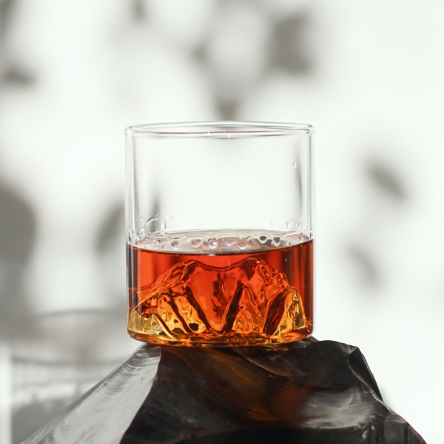 GAGAT Khustup Glass + Wooden Sleeve Set